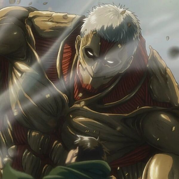 Файл:Attack-on-titan-reiner-braun-still-1.jpg